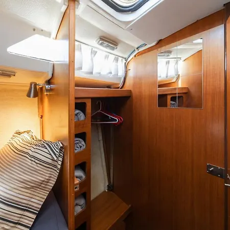 Tekne Seaside Chill-out On A Sail Yacht Puerto Calero