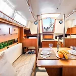 Seaside Chill-out On A Sail Yacht * Пуэрто-Калеро