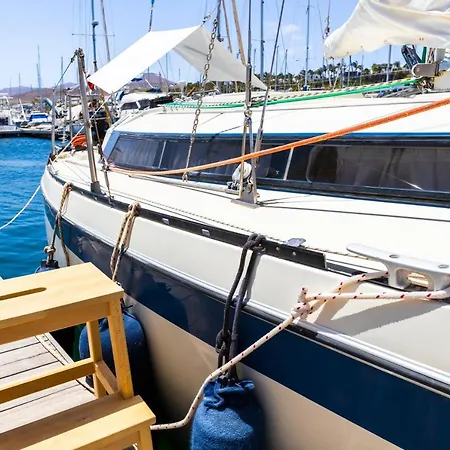 Bateau-hôtel Seaside Chill-out On A Sail Yacht *