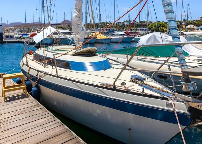 Botel Seaside Chill-out On A Sail Yacht *